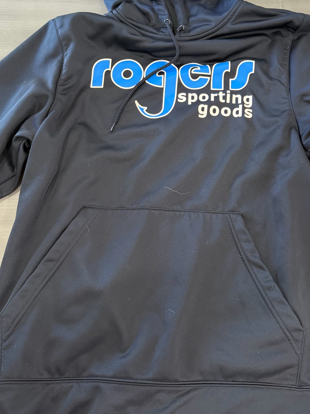 NWOT Rogers Men's Black Hoodie